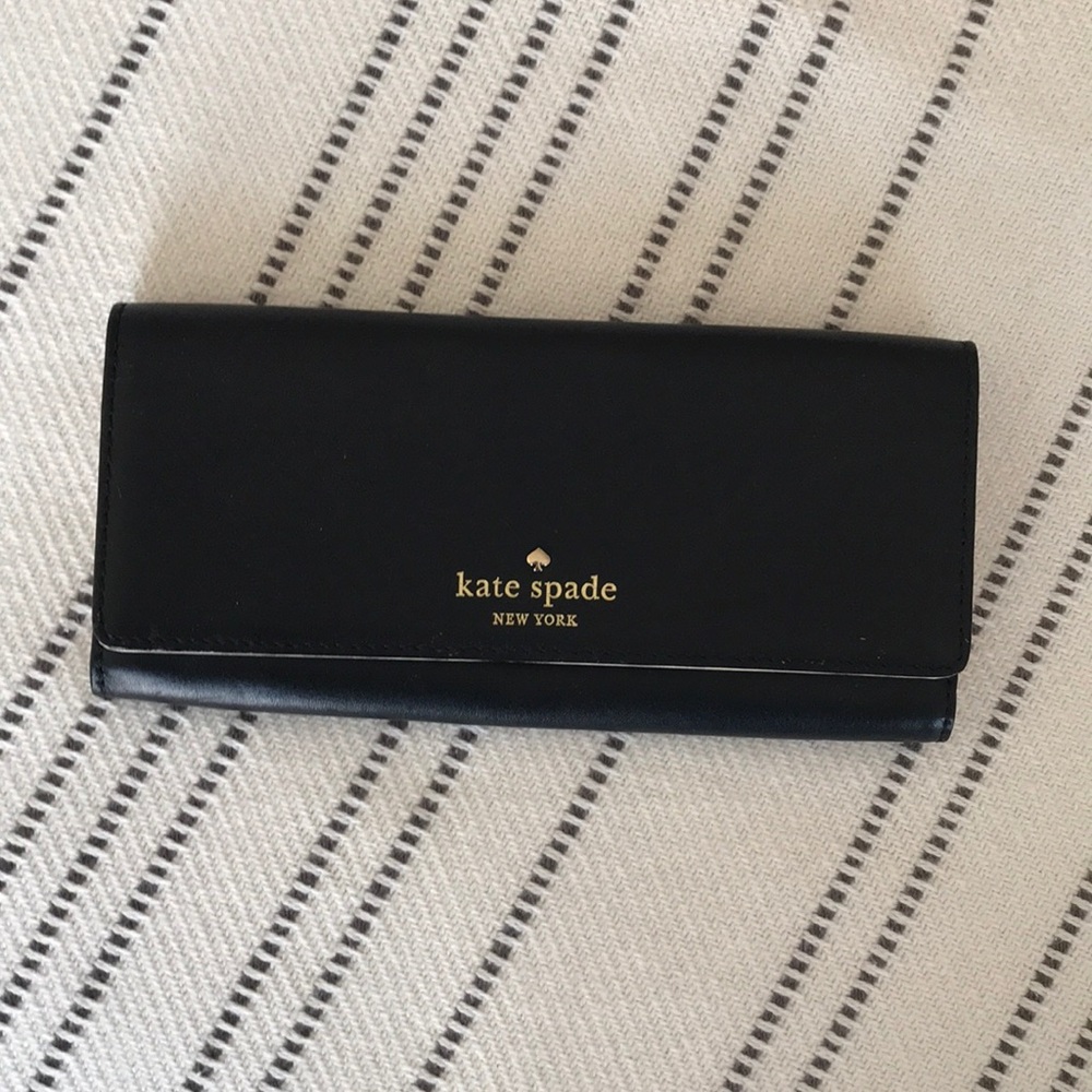 Black Kate Spade Wallet